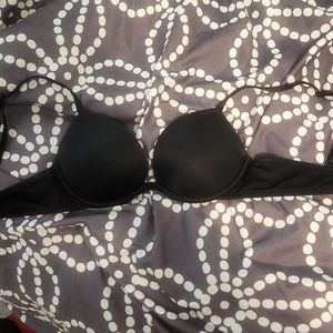 PINK 32A Wear everywhere super push-up bra